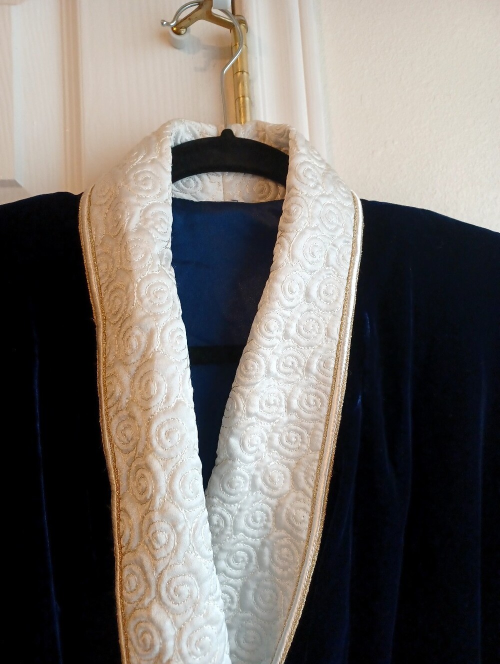 Velvet Navy Blue Robe - Picture 5 of 6